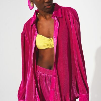 Relaxed pleated satin shirt in fuchsia