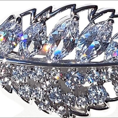 Zircon leaf brooch