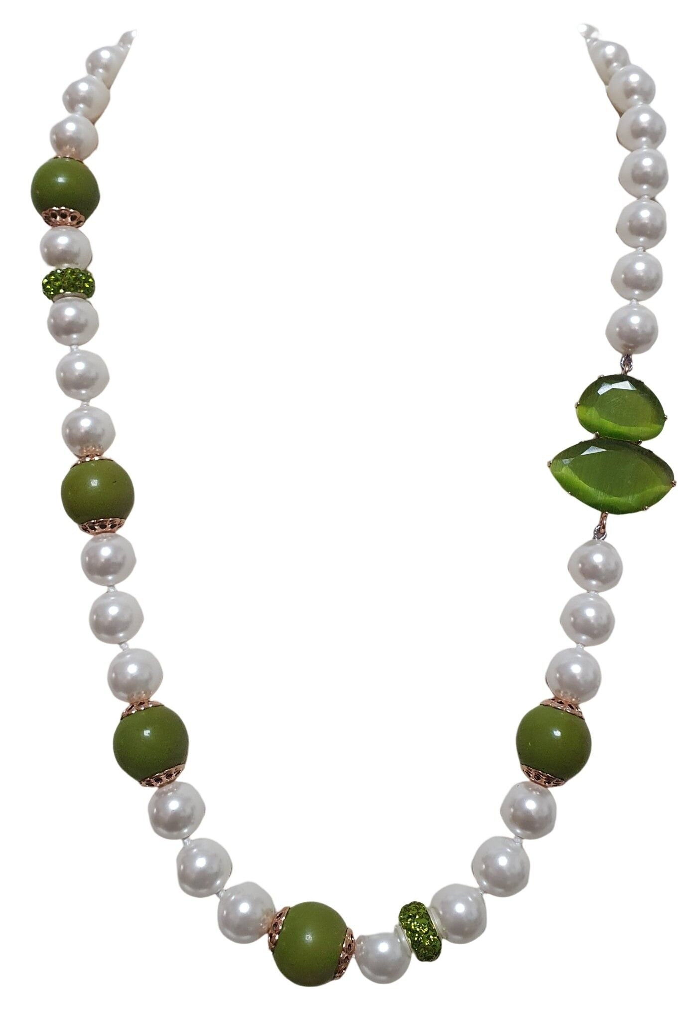 Collana perla a nodi con inserti verdi