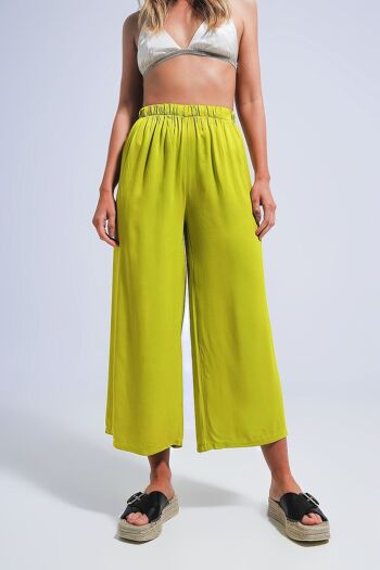 Pantalon large en satin vert 4