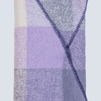 Scarf in beige and purple