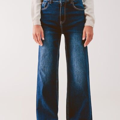 Jeans rectos de los años 90 con en azul oscuro