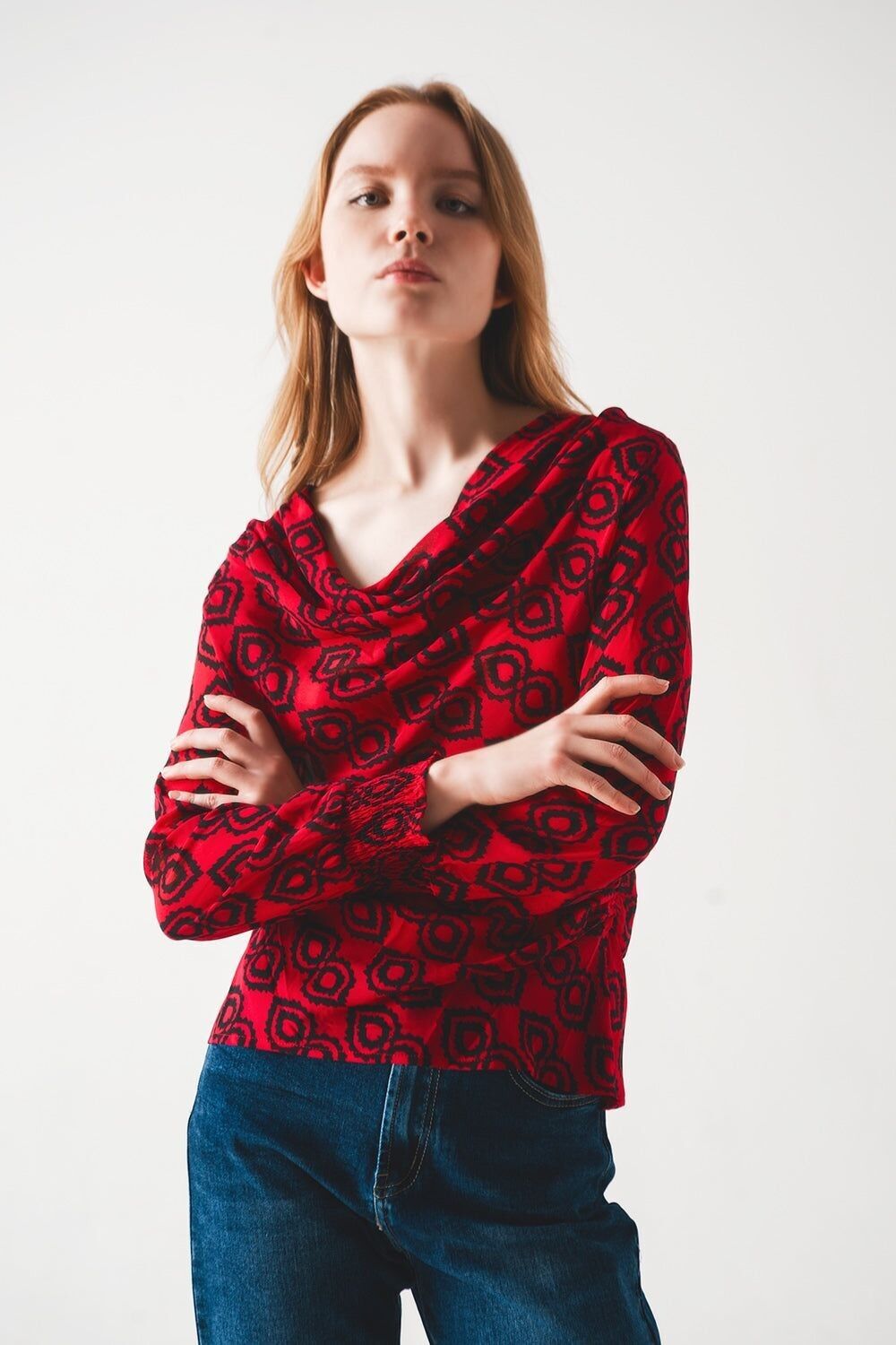 Camicia con maniche arricciate in fucsia