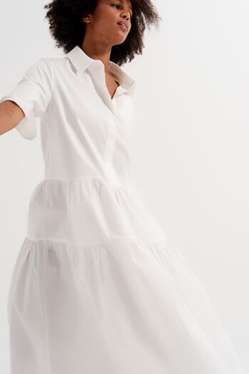 Robe chemise boutonnée en popeline à manches courtes en blanc 6