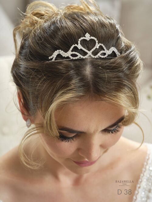 Diadem with crystals - D 38