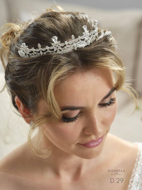 Diadem with crystals - D 29