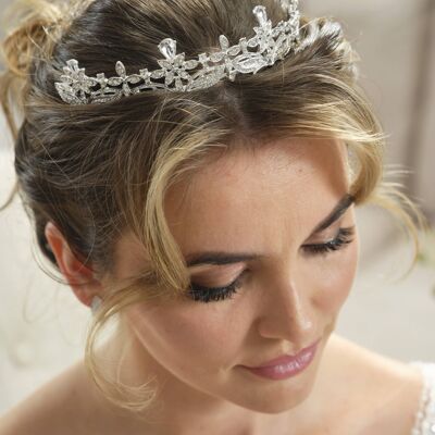 Diadem with crystals - D 29