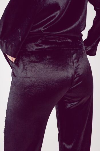 Pantalon droit en velours noir 6