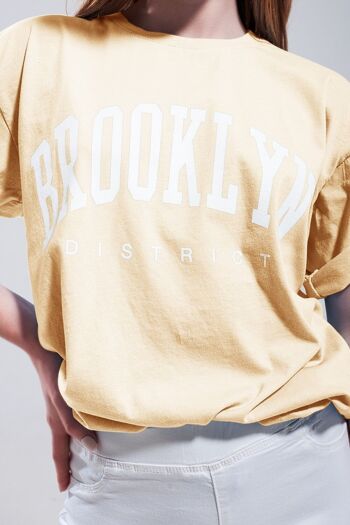 T-shirt avec Brooklyn District Text en jaune 5