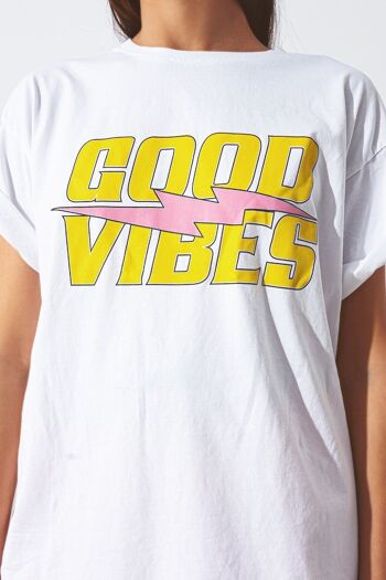 T-Shirt avec de bonnes vibrations Texte en Blanc 6