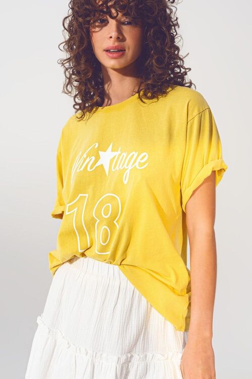 T-Shirt with Vintage 18 Text in yellow