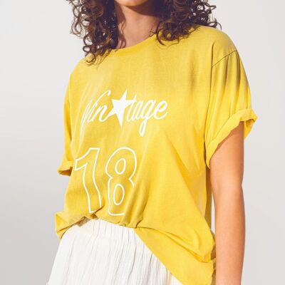 T-shirt con scritta Vintage 18 in giallo