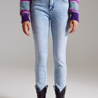 Super-Skinny-Jeans mit mittlerer Leibhöhe in hellblauer Waschung