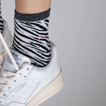 Chaussettes pailletées en coton peigné Zèbre - Noir et blanc 4