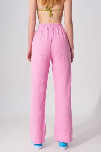 Pantalon coupe ample texturé en rose 2