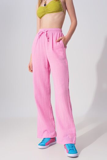 Pantalon coupe ample texturé en rose 4