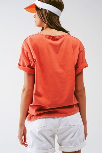 T-Shirt avec Bella Text en orange 5
