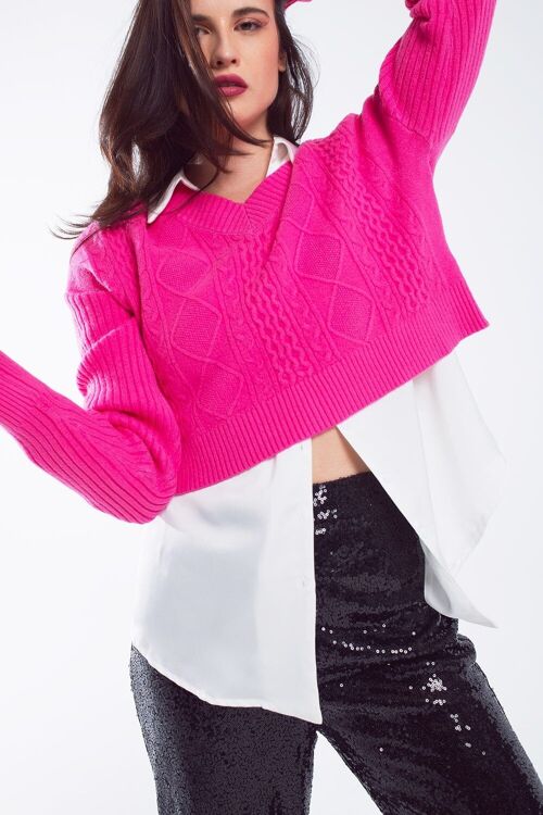 Cropped Cable Knit Sweater with V Neckline in Fuchsia