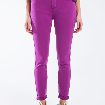 Jeans super skinny fucsia alla caviglia con morbida grinza