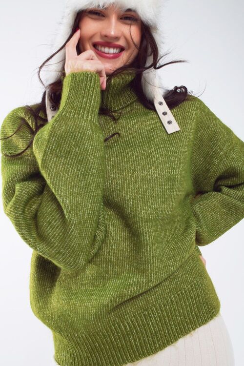 Green fluffy sweater with trutleneck