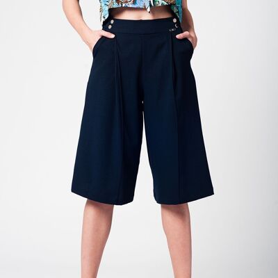 Falda pantalón azul marino con botones plateados