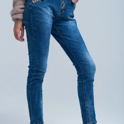Blue boyfriend jeans with pearls
