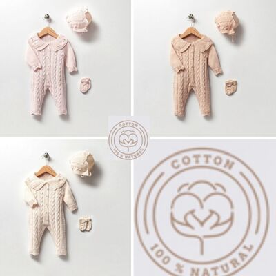 Completo tutina e cuffia elegante per neonata lavorata a maglia in cotone biologico