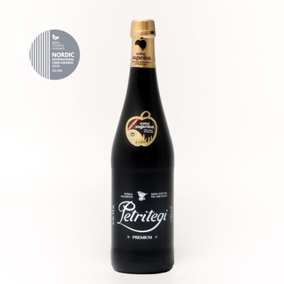 Petritegi Premium Natural Cider mit der Herkunftsbezeichnung Euskal Sagardoa