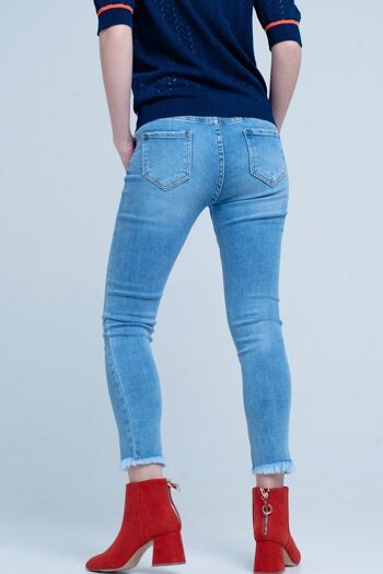 Jean skinny bleu à franges 2