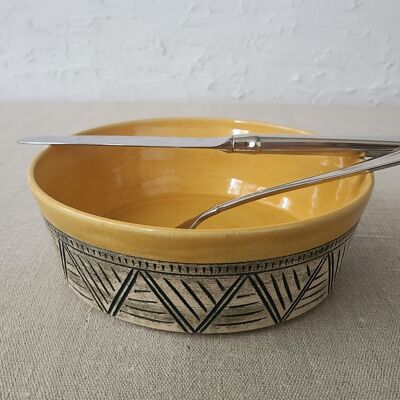 Egg Yolk Classic Carved Pasta Bowl