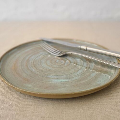 Borealis Green Rustic Lunch Plate