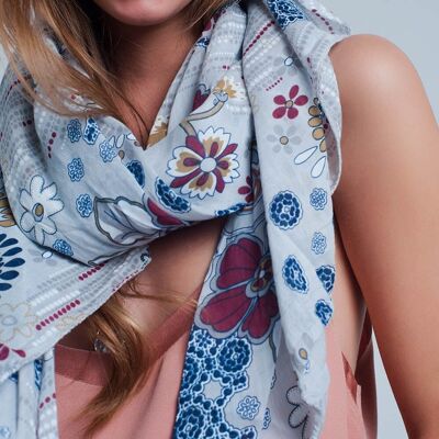 Gray scarf with flower print