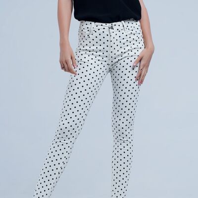 White jeans in polka dots