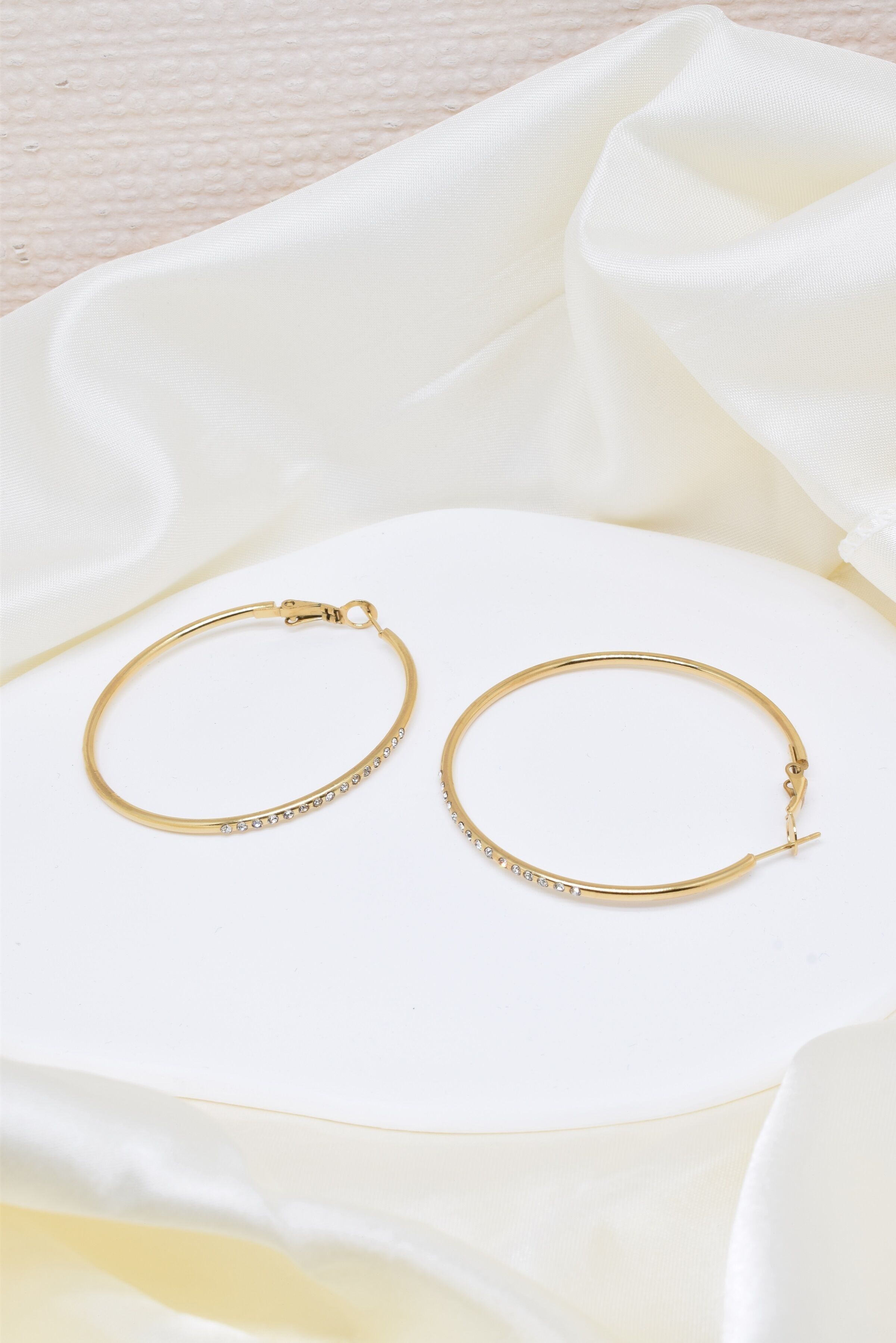 Orecchini a cerchio in acciaio con strass - BO100196