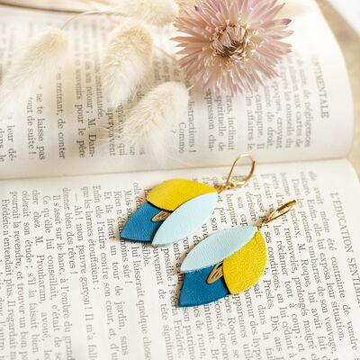 Three Petals earrings - mint green, yellow, duck blue leather