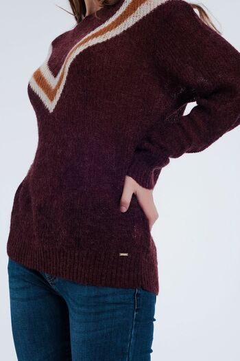 Pull marron avec détail rayé 4