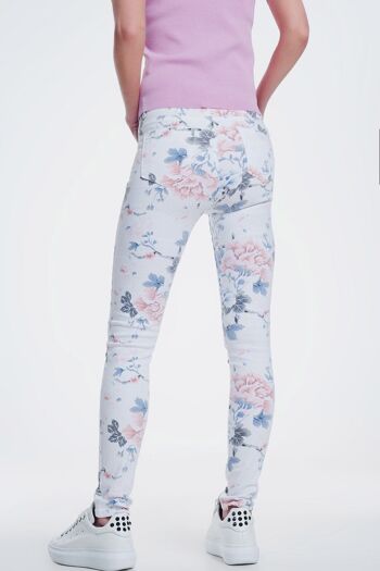 pantalon skinny blanc à imprimé floral 4
