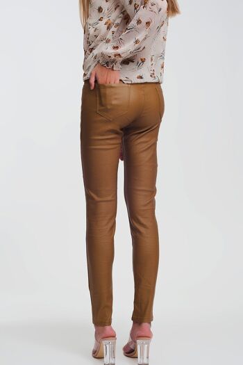 pantalon skinny enduit camel 3