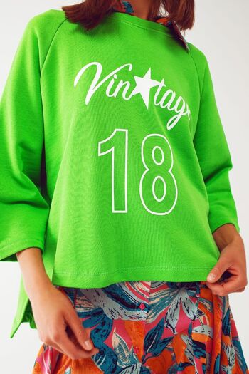 Sweat-shirt asymétrique avec texte Vintage 18 en vert 6