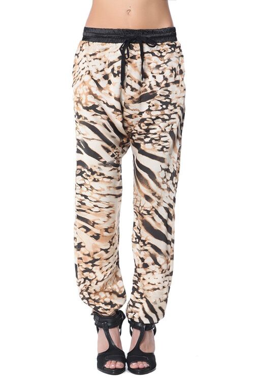 Baggy pants in brown animal print