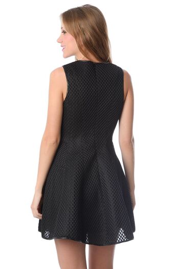 Robe patineuse noire en maille cage 2