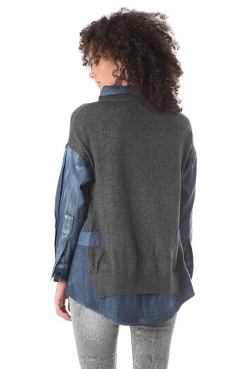 Chemise en jean gris foncé avec détails en tricot 2