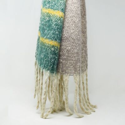 Chunky Scarf With Stripe design in green and yellow