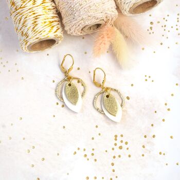 Boucles d'oreilles Créoles et Sequins - cuir doré et blanc 2