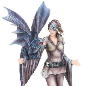 Figurine dresseur de dragon par Anne Stokes 6