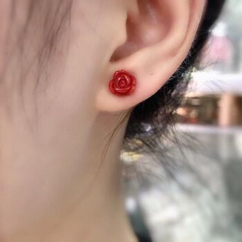 Clous d'oreilles intemporels en forme de fleur de corail rouge, or 18 carats 8