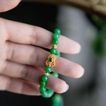 Bracelet de perles de jade vert vif avec porte-bonheur-qualité AAAA 5