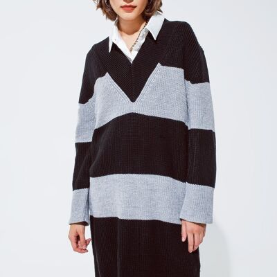 Oversized MIDI knitted dress with stripes and a wide v neck