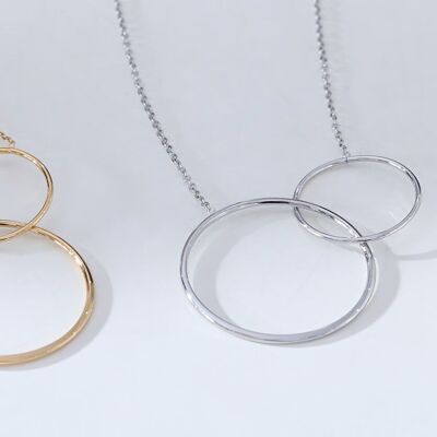 Fine silver chain necklace with double intertwined circle