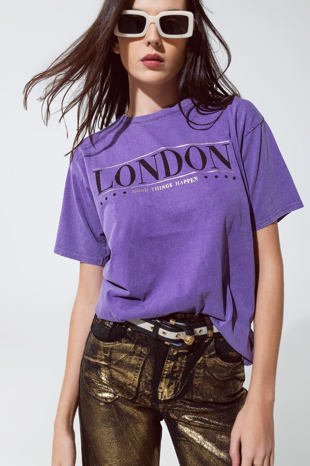 T-shirt dalla vestibilità comoda in viola lavato con logo London